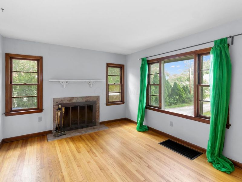 206 Lintner Street, Columbus, OH 43230 Photo 3