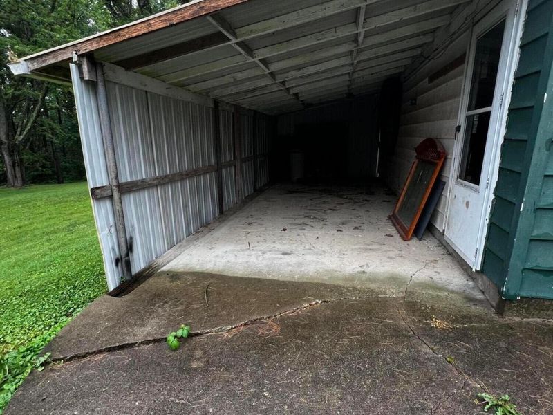 9894 Salem Hollow Road, New Straitsville, OH 43766 Photo 6