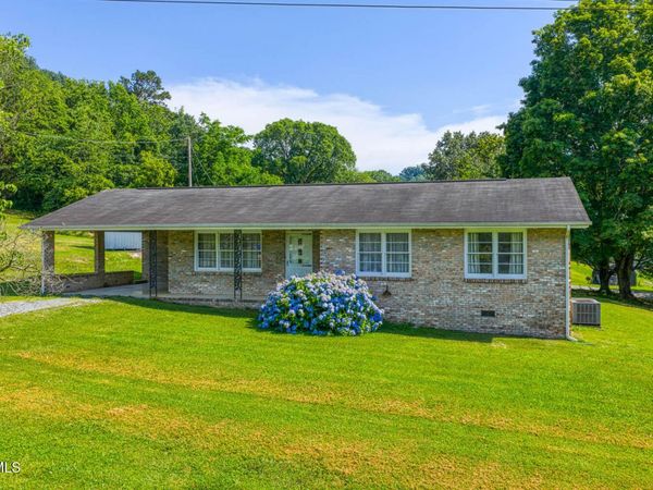 426 South Johnson Road, Rogersville, TN 37857