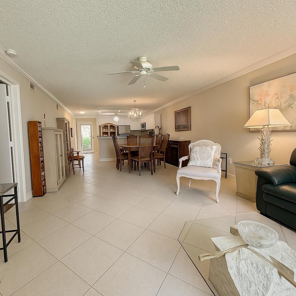 18900 Stewart Circle, Unit 7, Boca Raton, FL 33496 Photo