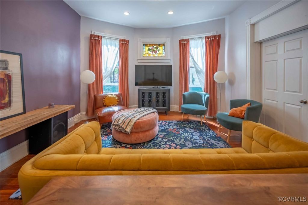 5 W Graham Road, Richmond, VA 23222 Main Photo