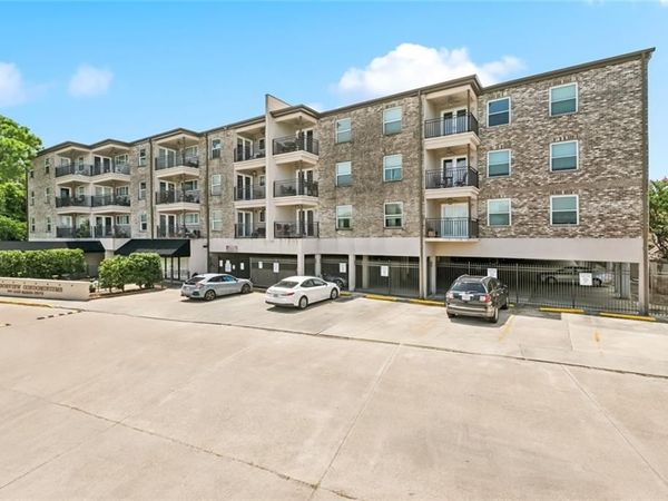500 LAKE MARINA Avenue, Unit 327, New Orleans, LA 70124