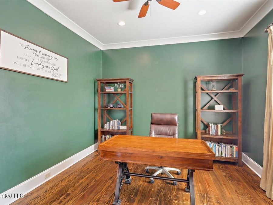 Property Image 12
