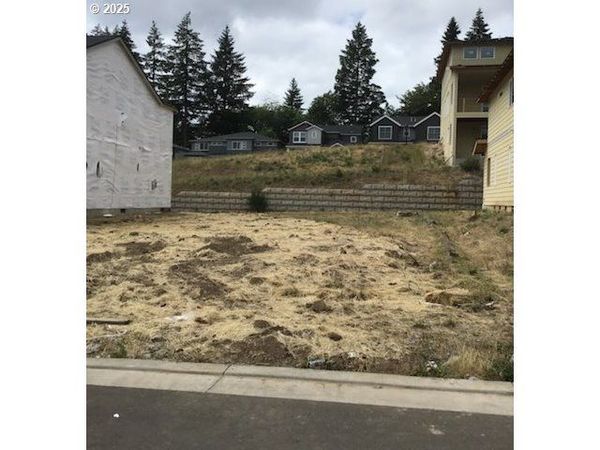 15639 SW MISSOURI AVE, Portland, OR 97224