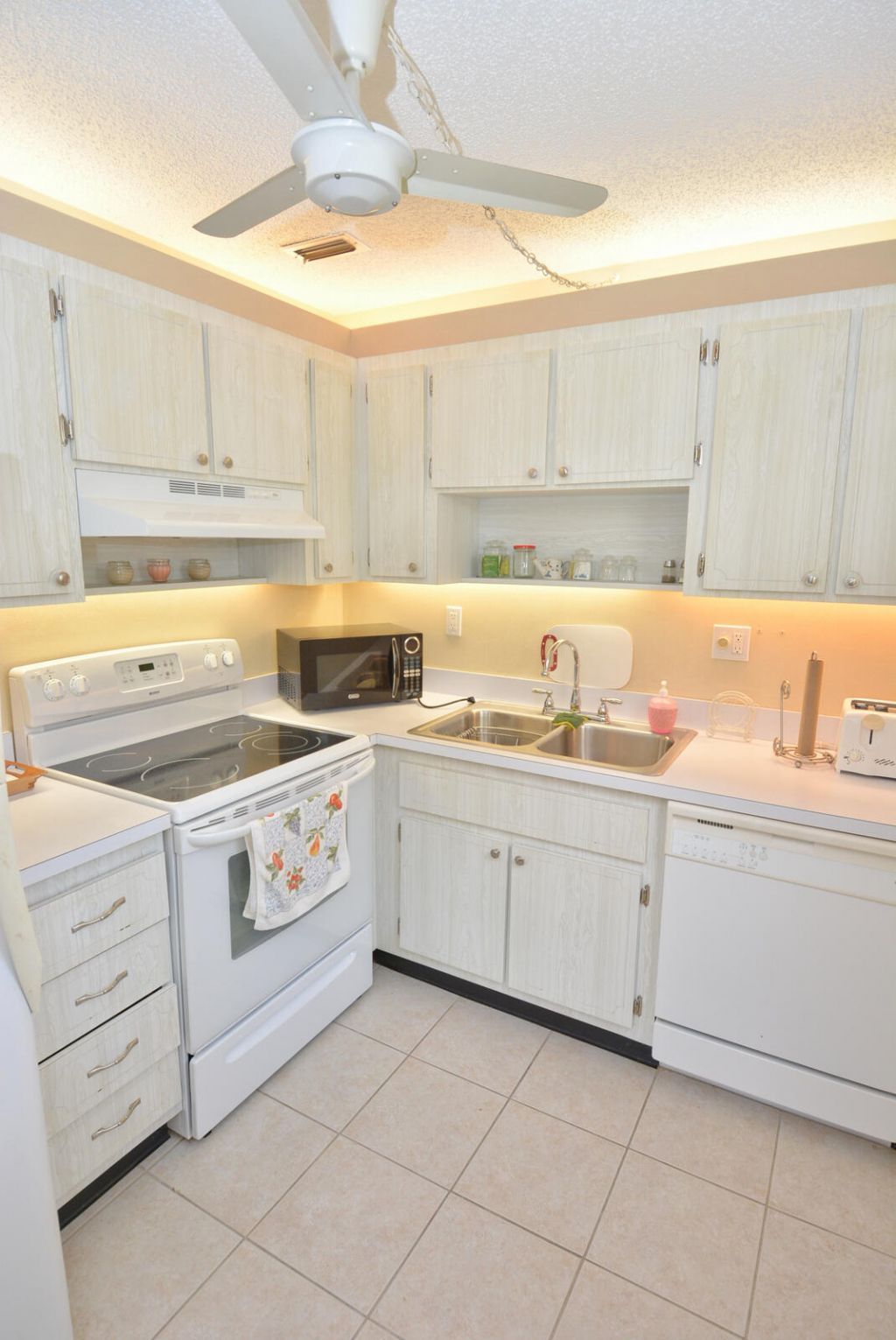 1225 NW 21st Street, Unit 2105, Stuart, FL 34994 Photo