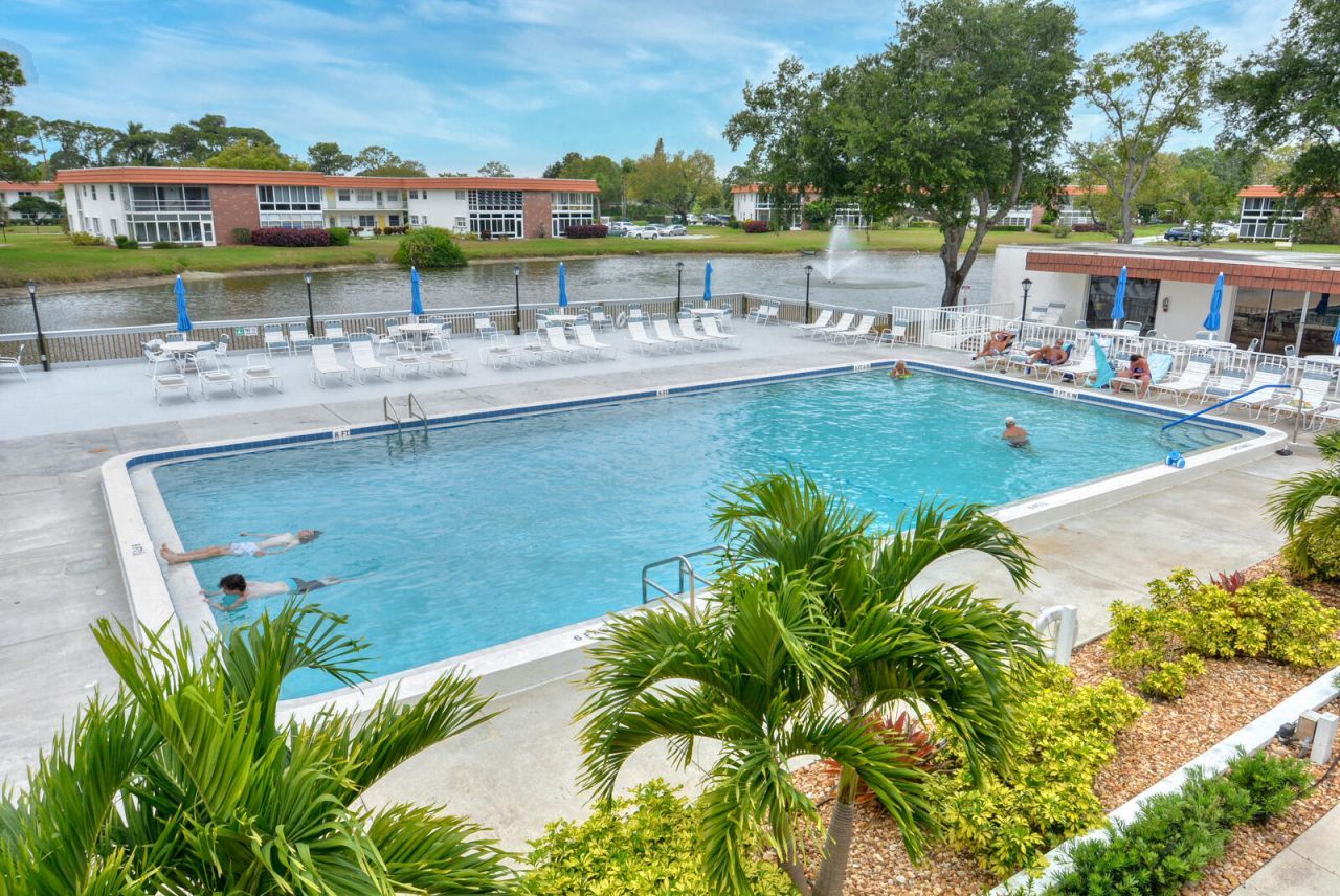 1225 NW 21st Street, Unit 2105, Stuart, FL 34994 Photo