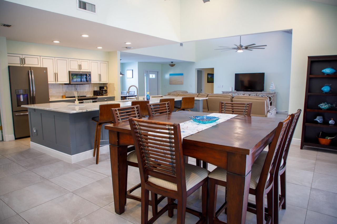 900 Cosmos Court, Wellington, FL 33414 Photo