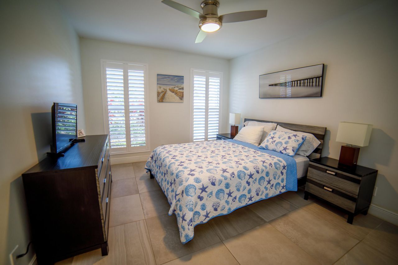 900 Cosmos Court, Wellington, FL 33414 Photo