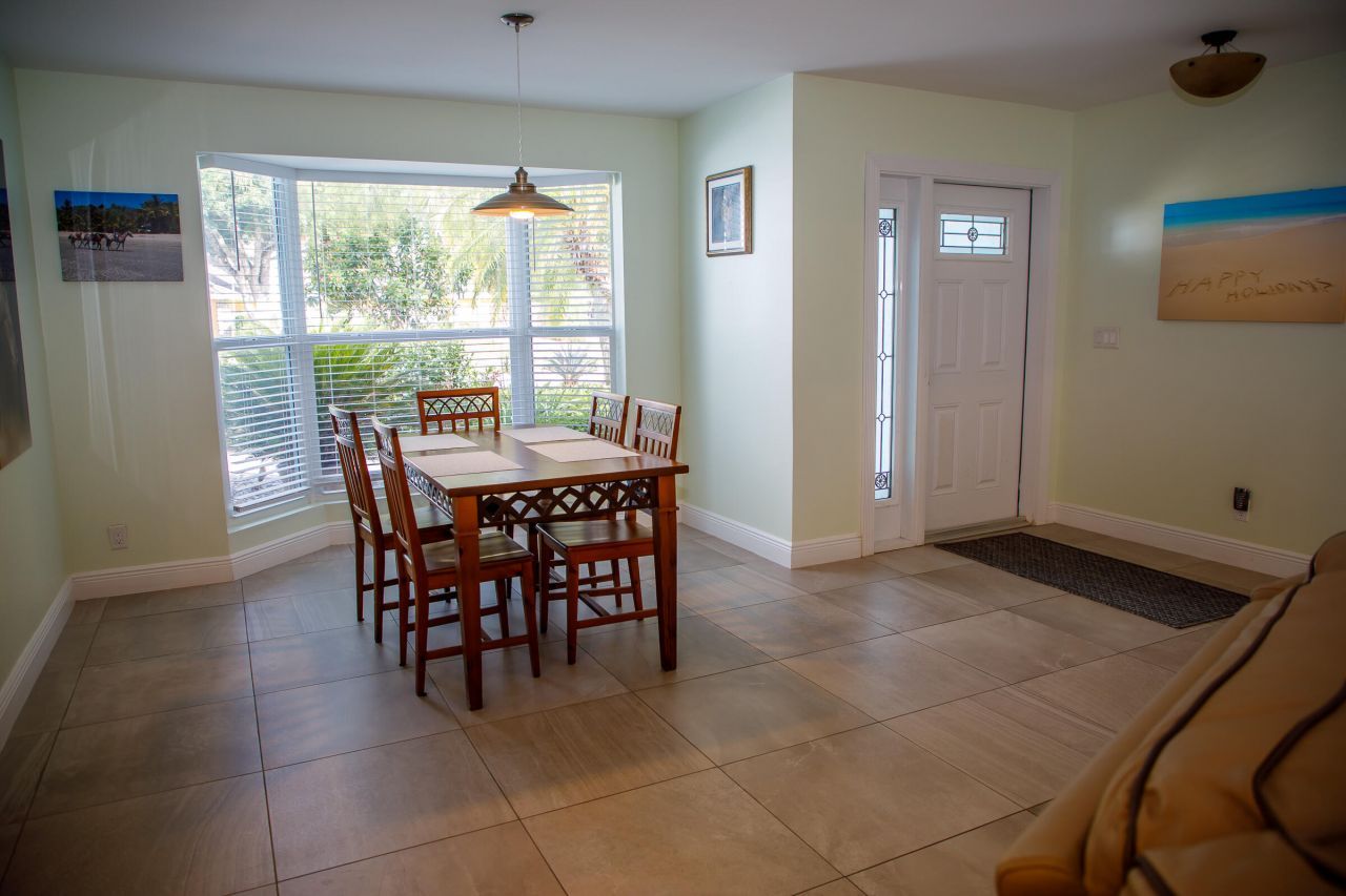 900 Cosmos Court, Wellington, FL 33414 Photo