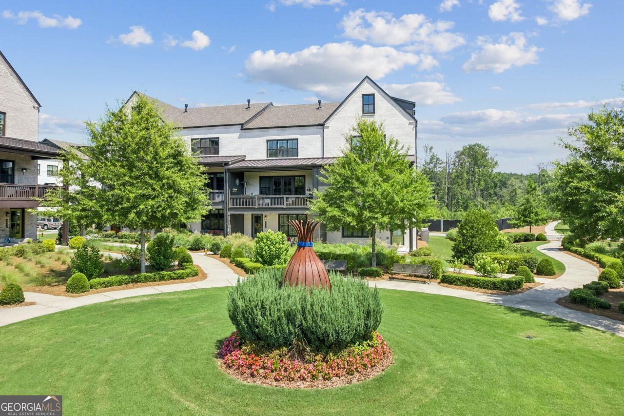 6930 Whitman Walk, Alpharetta, GA 30005 Main Photo