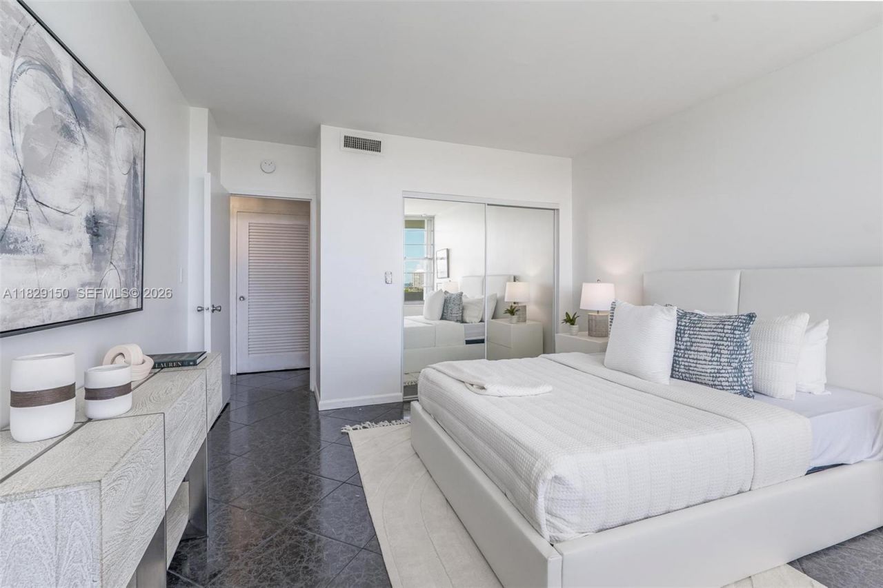 9101 E Bay Harbor Dr, Unit 705, Bay Harbor Islands, FL 33154 Photo