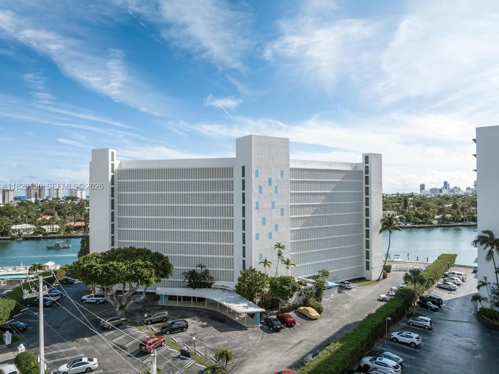 9101 E Bay Harbor Dr, Unit 705, Bay Harbor Islands, FL 33154 Photo