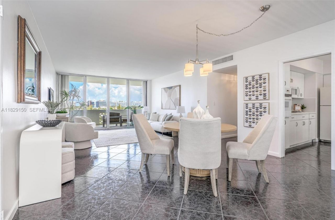 9101 E Bay Harbor Dr, Unit 705, Bay Harbor Islands, FL 33154 Photo