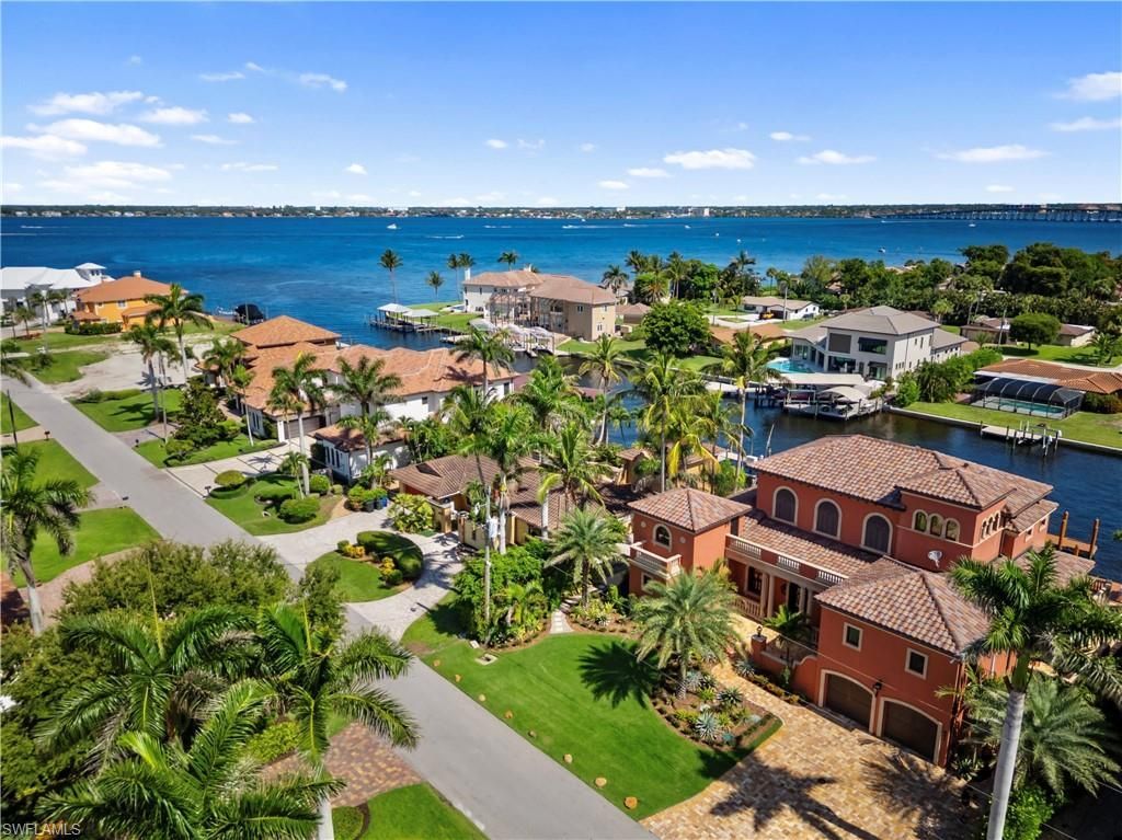 841 Cypress Lake Cir, Fort Myers, FL 33919 Photo