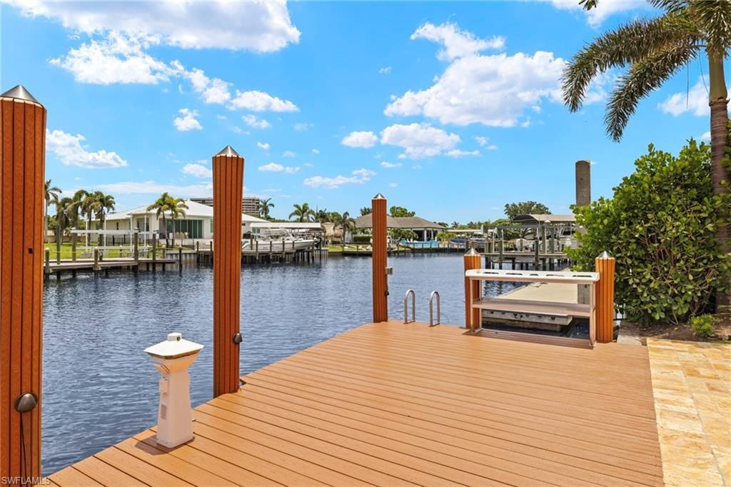 841 Cypress Lake Cir, Fort Myers, FL 33919 Photo