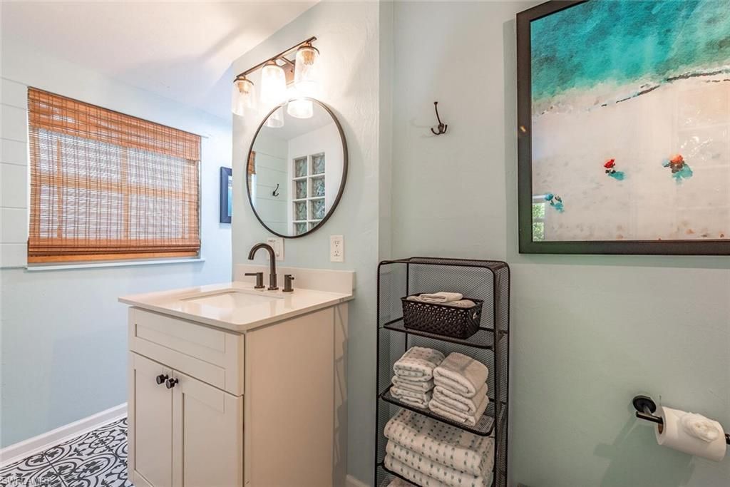 1971 Holiday Ln, Naples, FL 34104 Photo