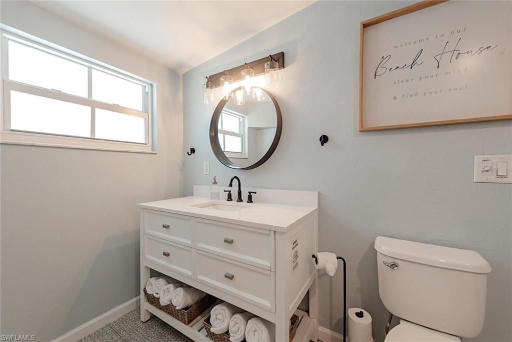 1971 Holiday Ln, Naples, FL 34104 Photo