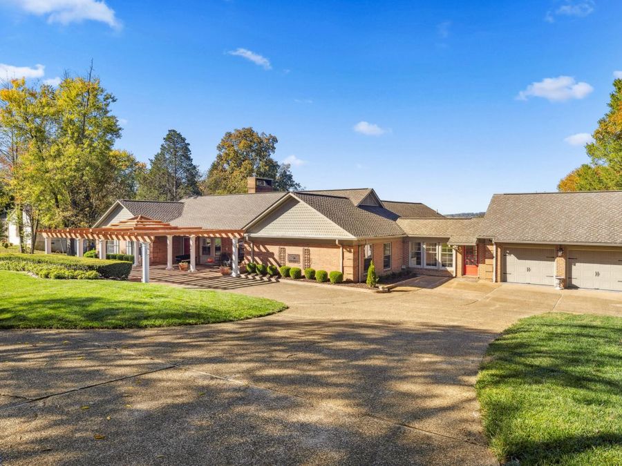 Property Image 100