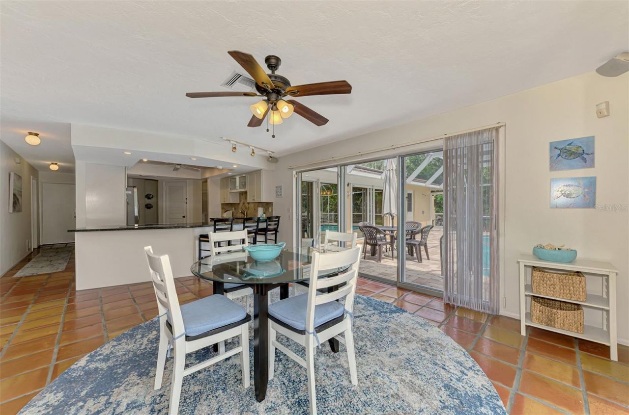 4946 Commonwealth Drive, Sarasota, FL 34242 Photo