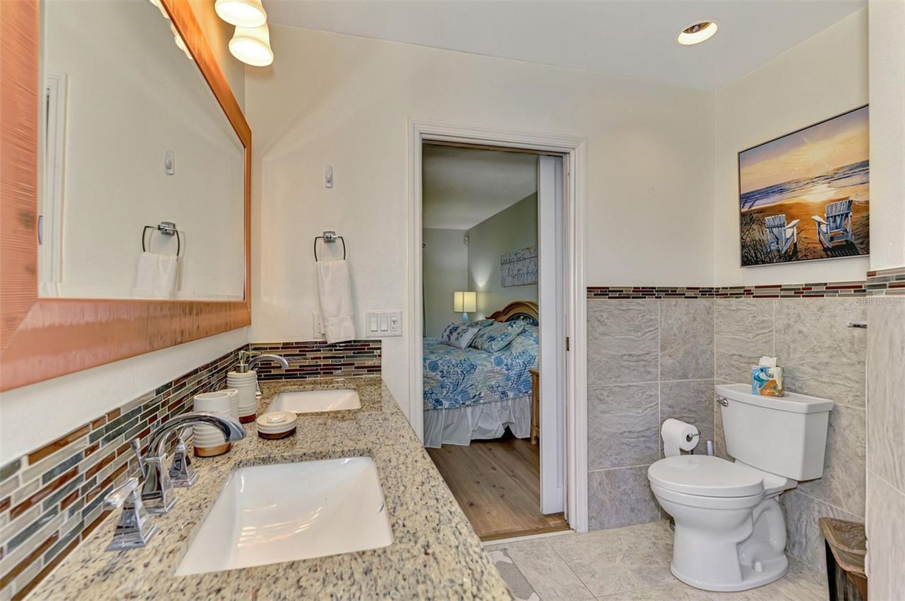 4946 Commonwealth Drive, Sarasota, FL 34242 Photo