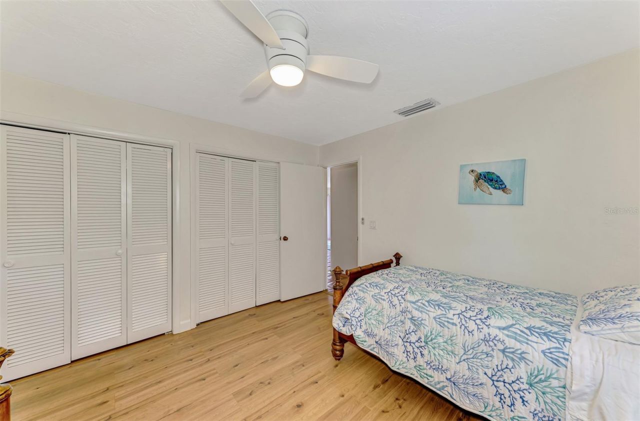 4946 Commonwealth Drive, Sarasota, FL 34242 Photo