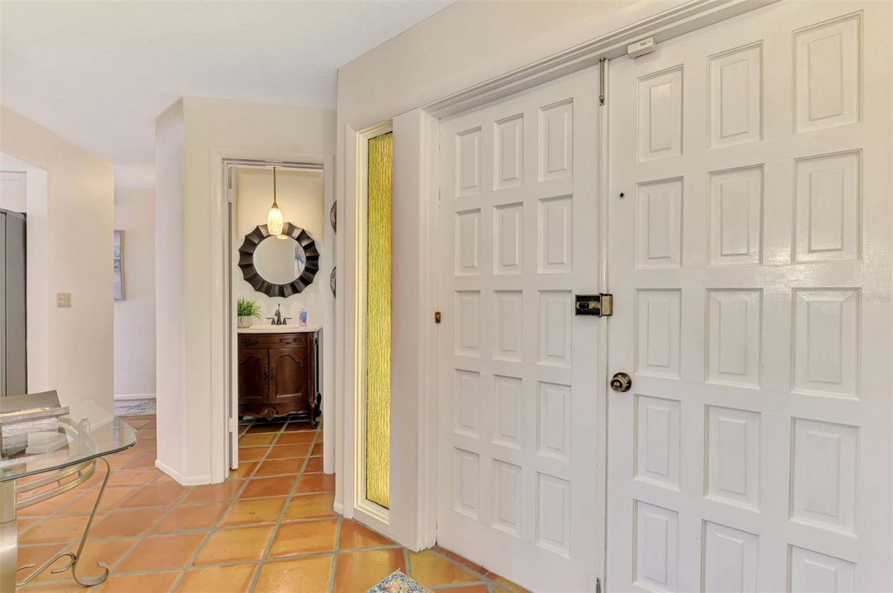 4946 Commonwealth Drive, Sarasota, FL 34242 Photo