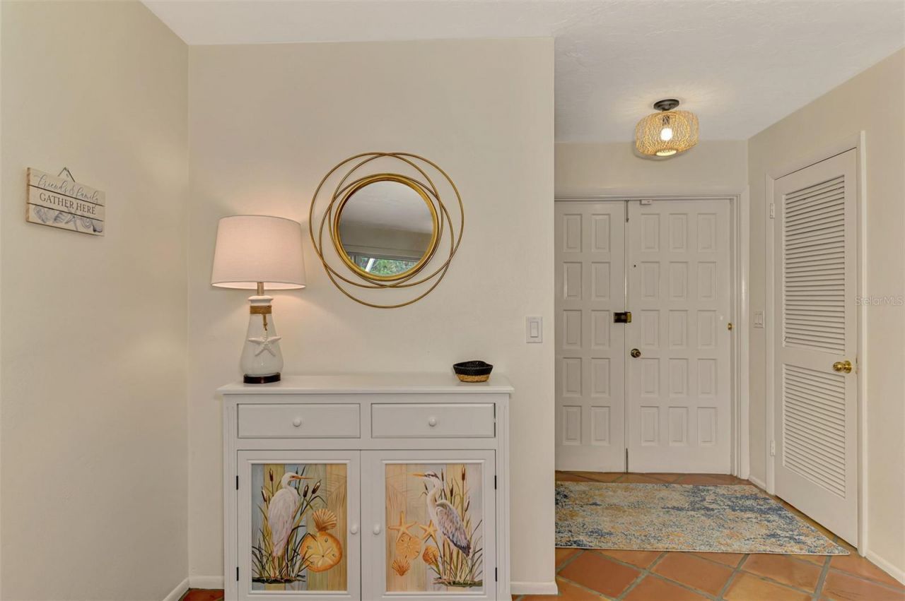 4946 Commonwealth Drive, Sarasota, FL 34242 Photo