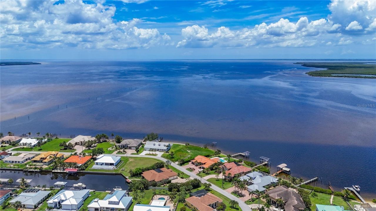 119 Creek Drive Se, Port Charlotte, FL 33952 Photo