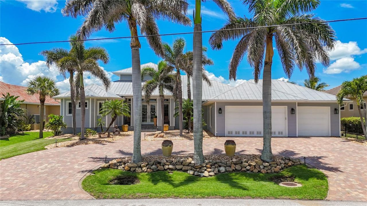 119 Creek Drive Se, Port Charlotte, FL 33952 Photo