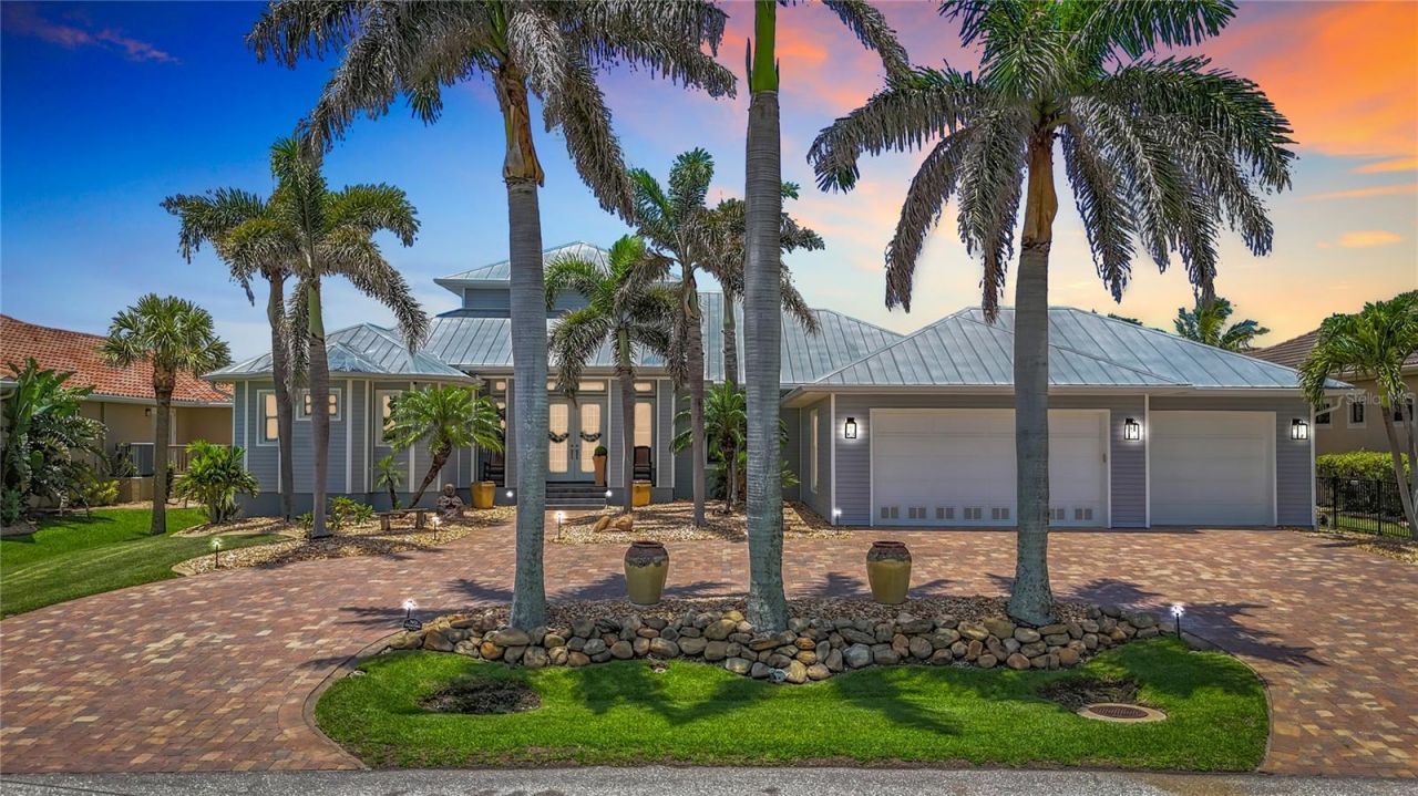 119 Creek Drive Se, Port Charlotte, FL 33952 Photo