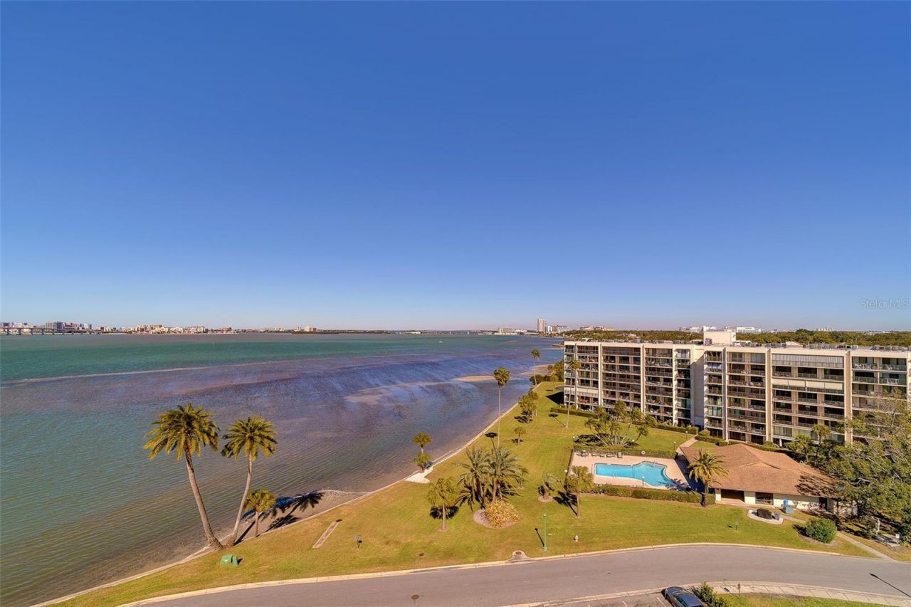 2 Seaside Lane, Unit 801, Belleair, FL 33756 Photo