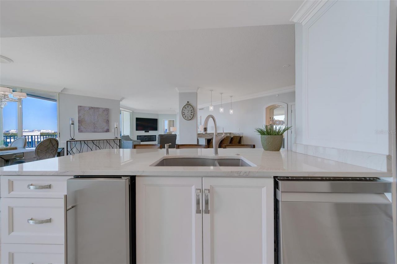 2 Seaside Lane, Unit 801, Belleair, FL 33756 Photo