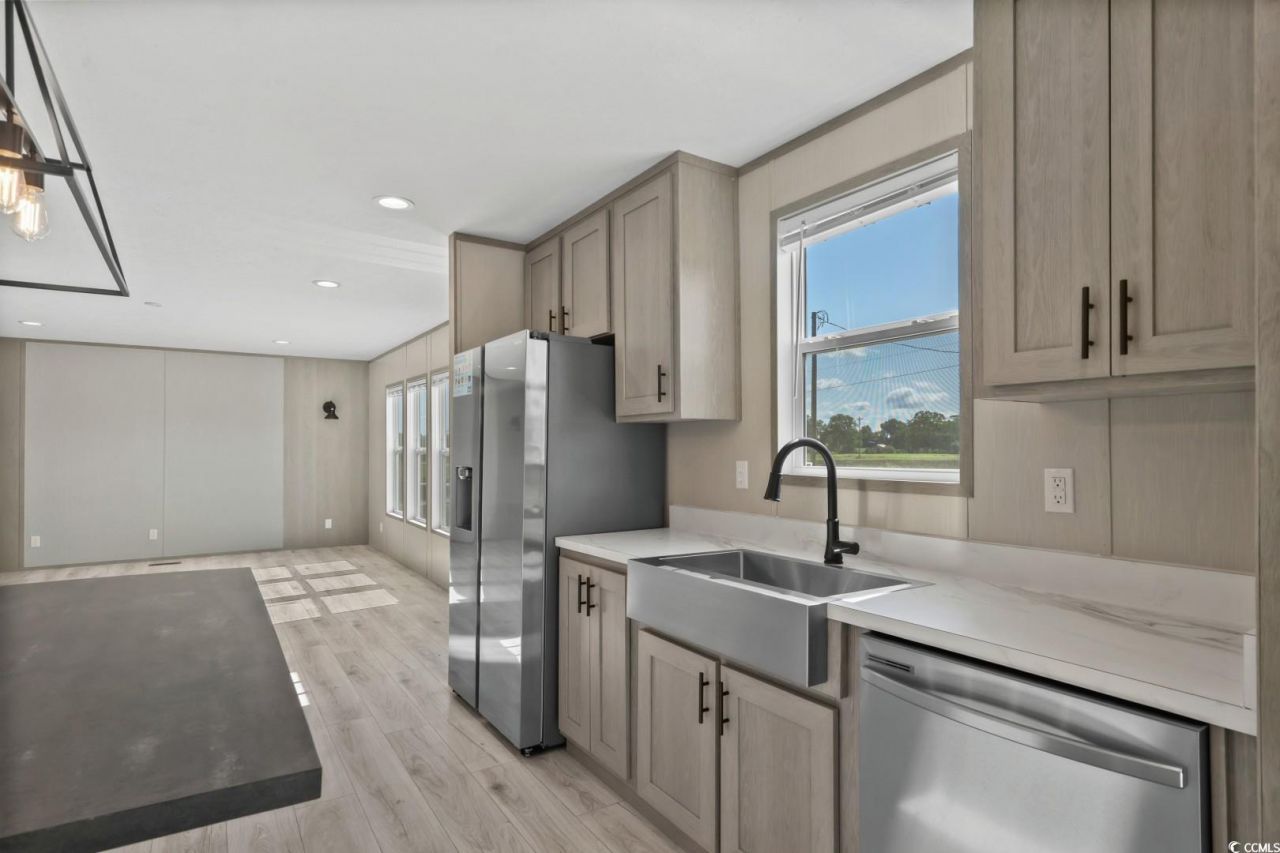 1126 Amanda Lane Photo 12