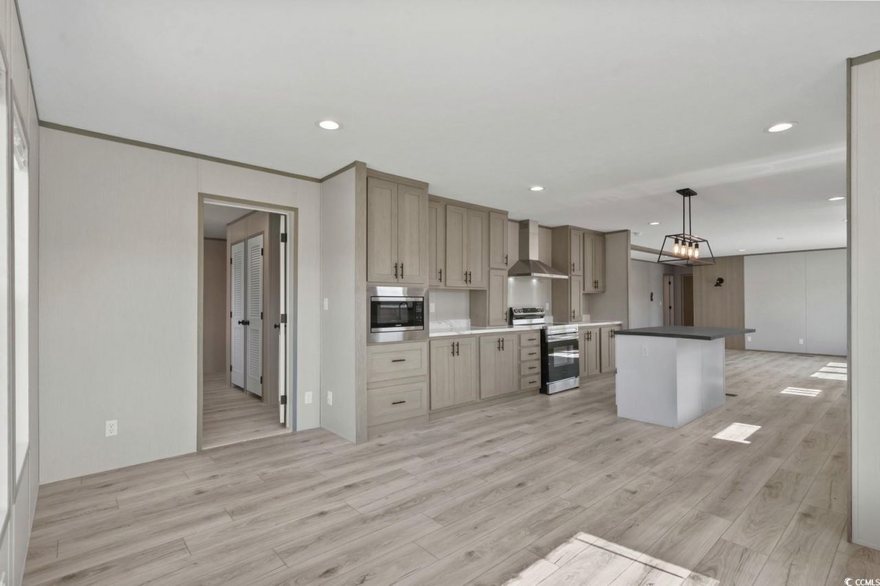 1126 Amanda Lane Photo 17