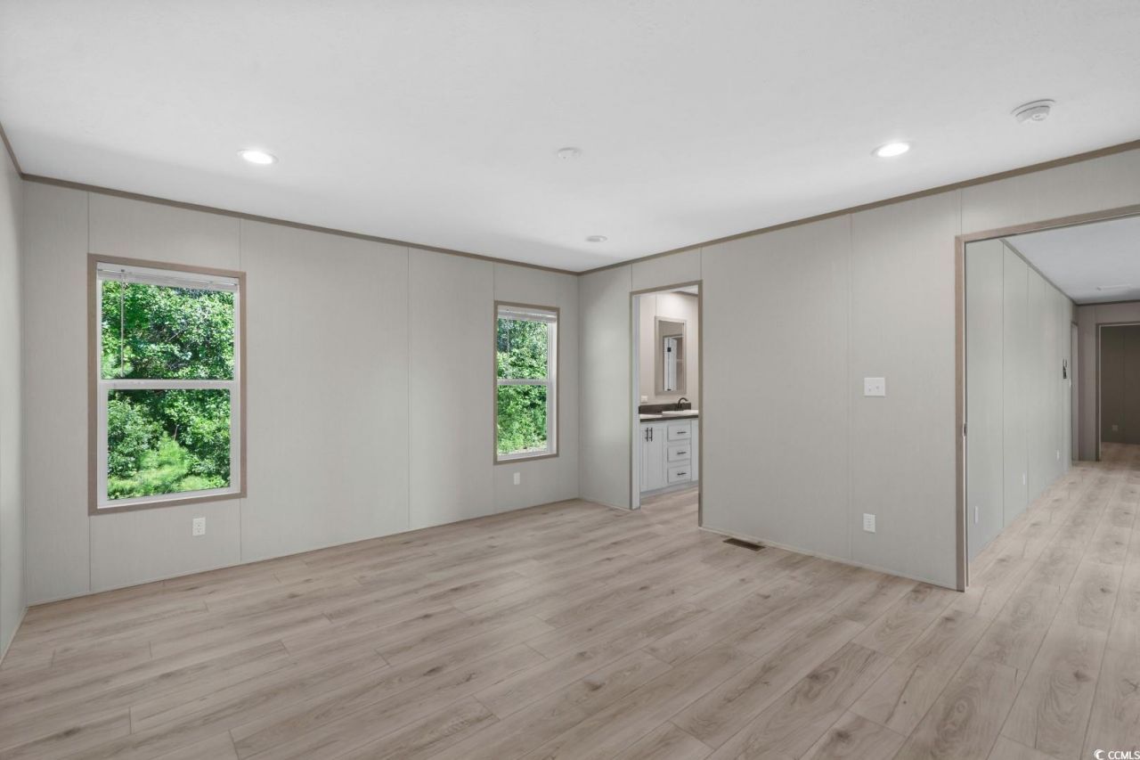 1126 Amanda Lane Photo 21