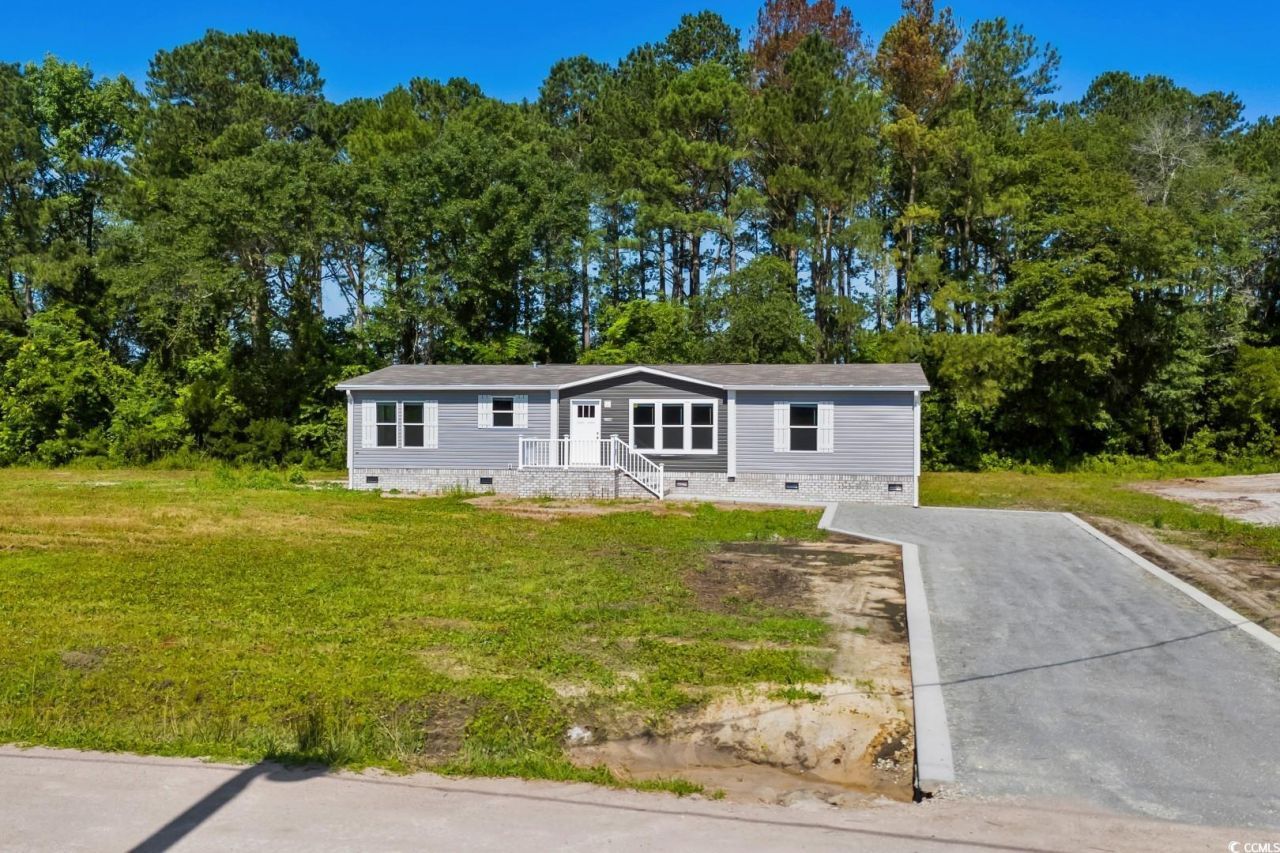 1126 Amanda Lane Photo 3