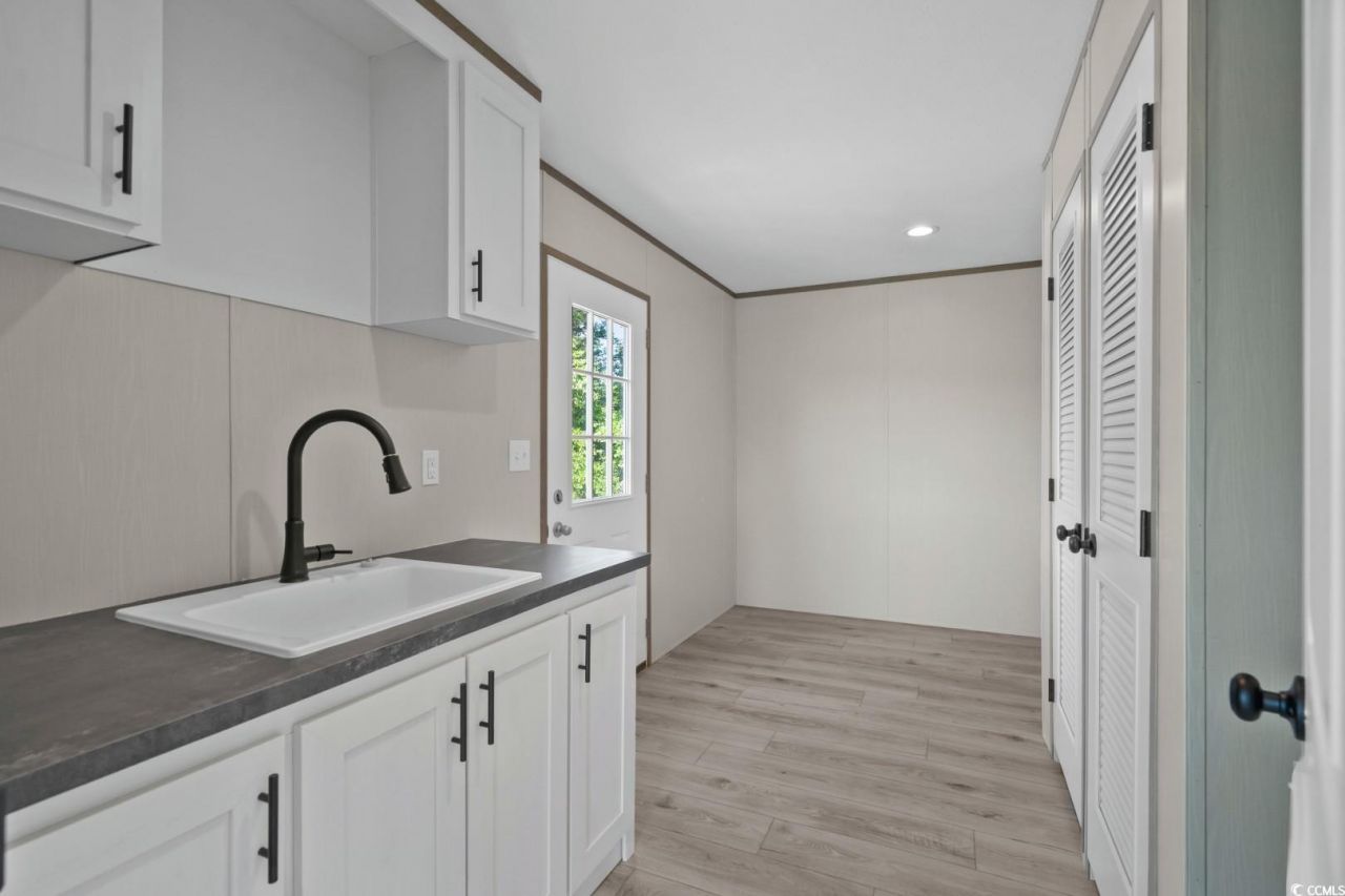 1126 Amanda Lane Photo 30