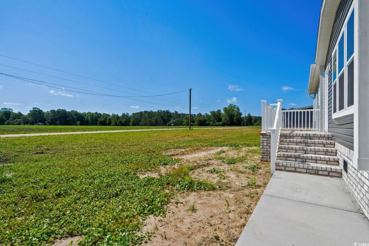 1126 Amanda Lane Photo 4