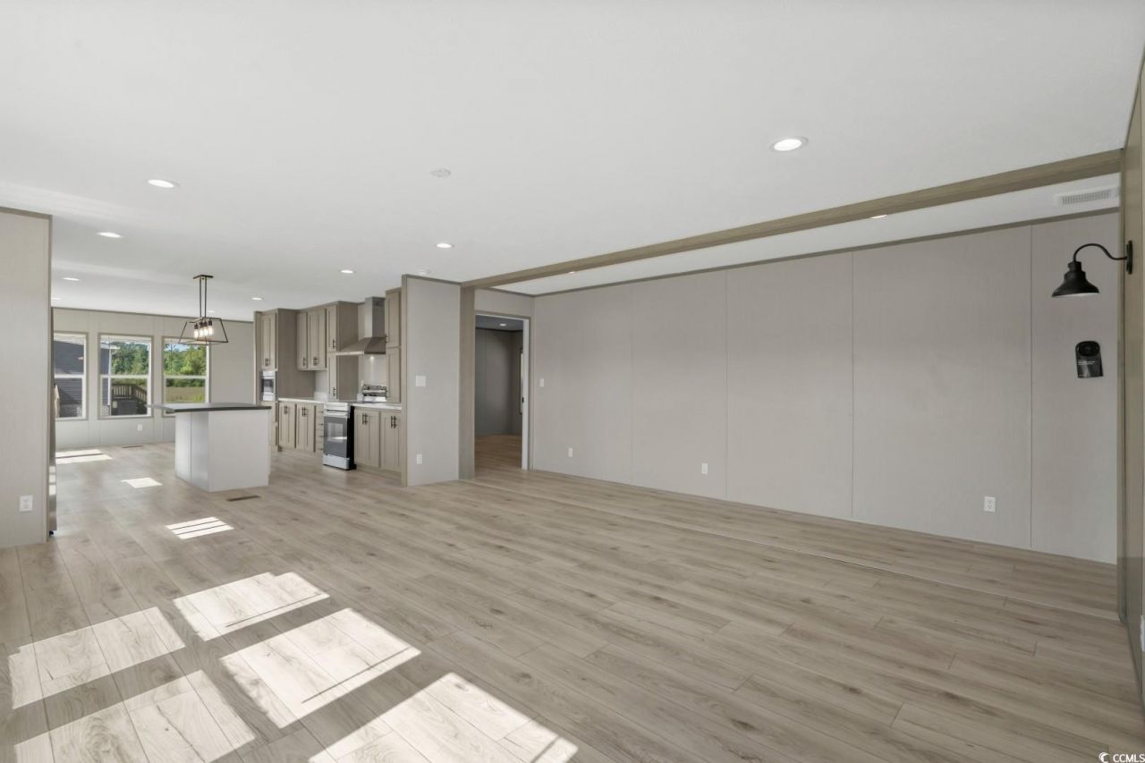 1126 Amanda Lane Photo 9