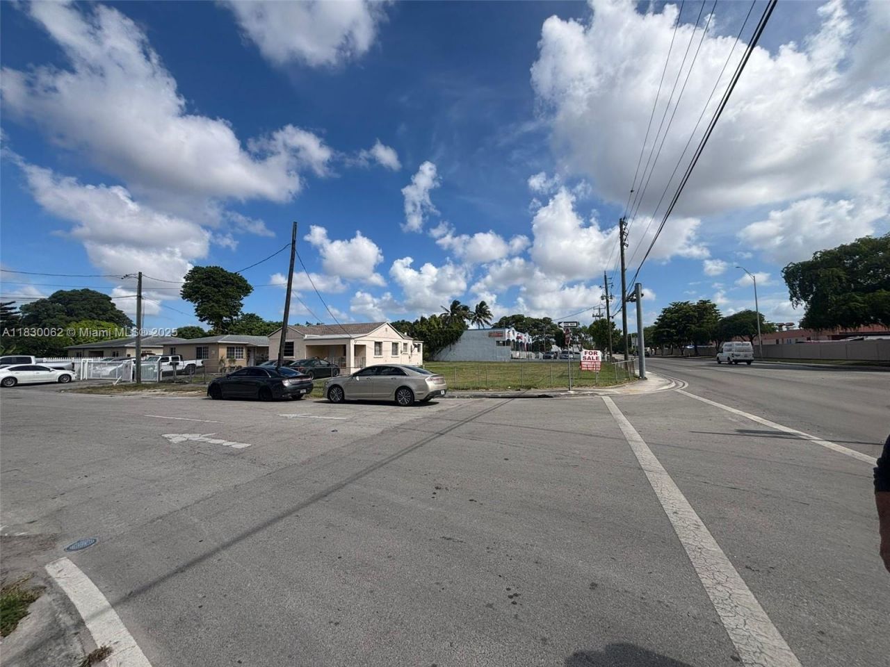 3186 NW 33rd St, Miami, FL 33142 Photo