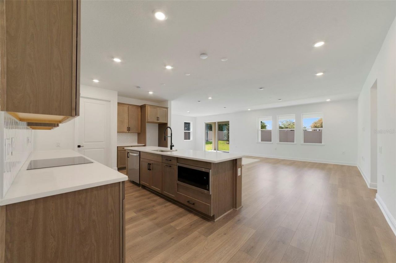 3004 Water Clover Court, Apopka, FL 32712 Photo