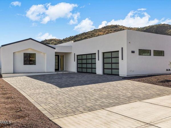 9027 S 19TH Street, Phoenix, AZ 85042