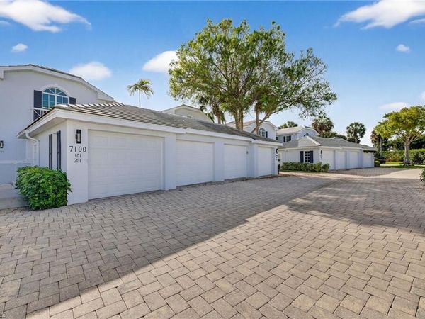 7100 Barrington CIR, Unit 101, NAPLES, FL 34108
