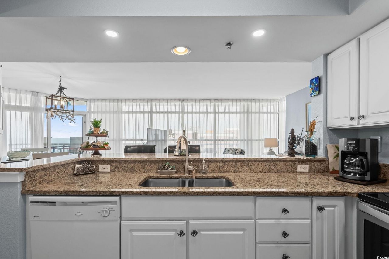 2504 N Ocean Blvd. Photo 12