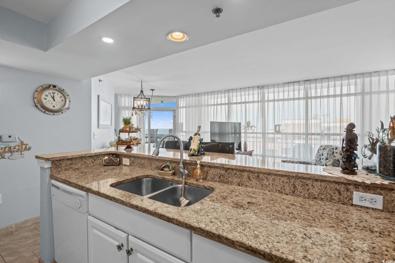 2504 N Ocean Blvd. Photo 13