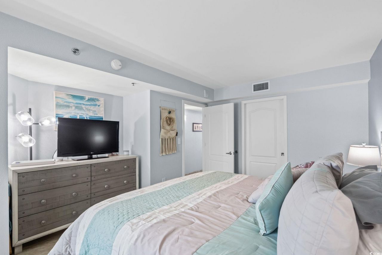 2504 N Ocean Blvd. Photo 18