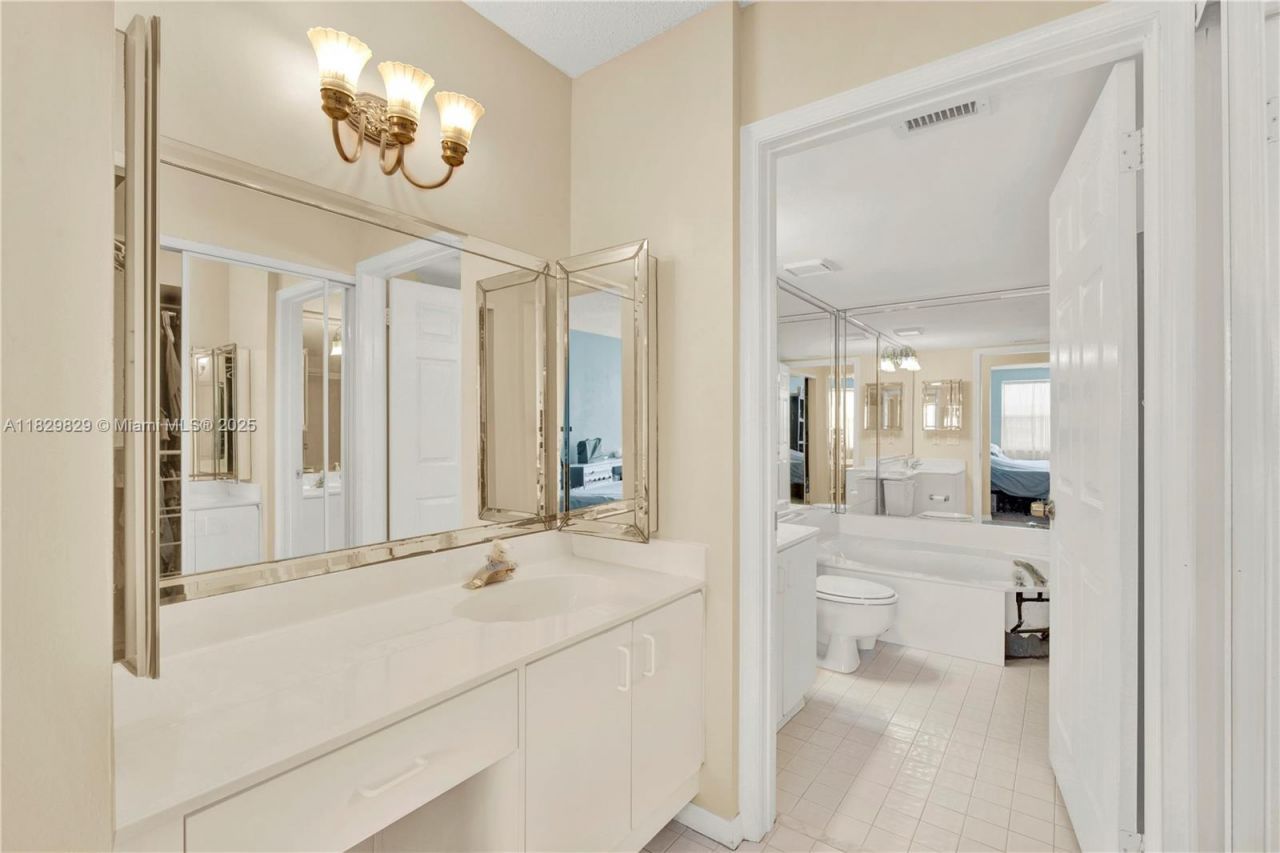 10217 NW 24th Pl, Unit 310, Sunrise, FL 33322 Photo