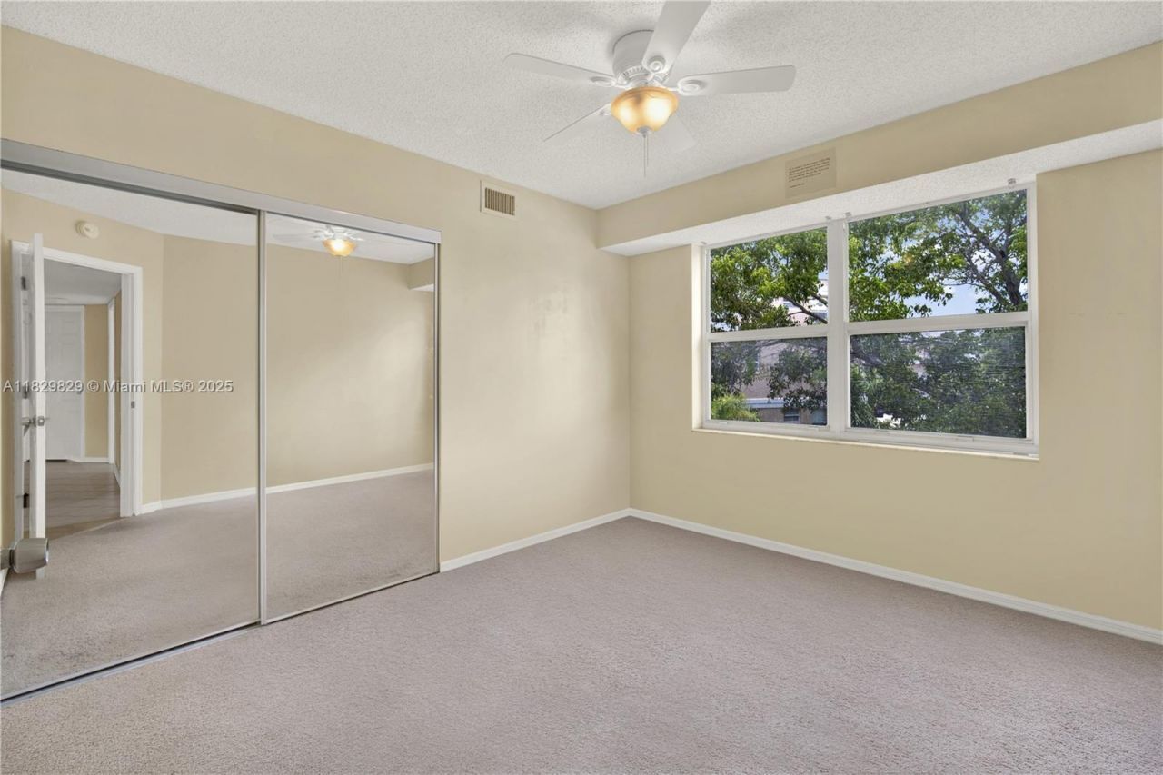 10217 NW 24th Pl, Unit 310, Sunrise, FL 33322 Photo