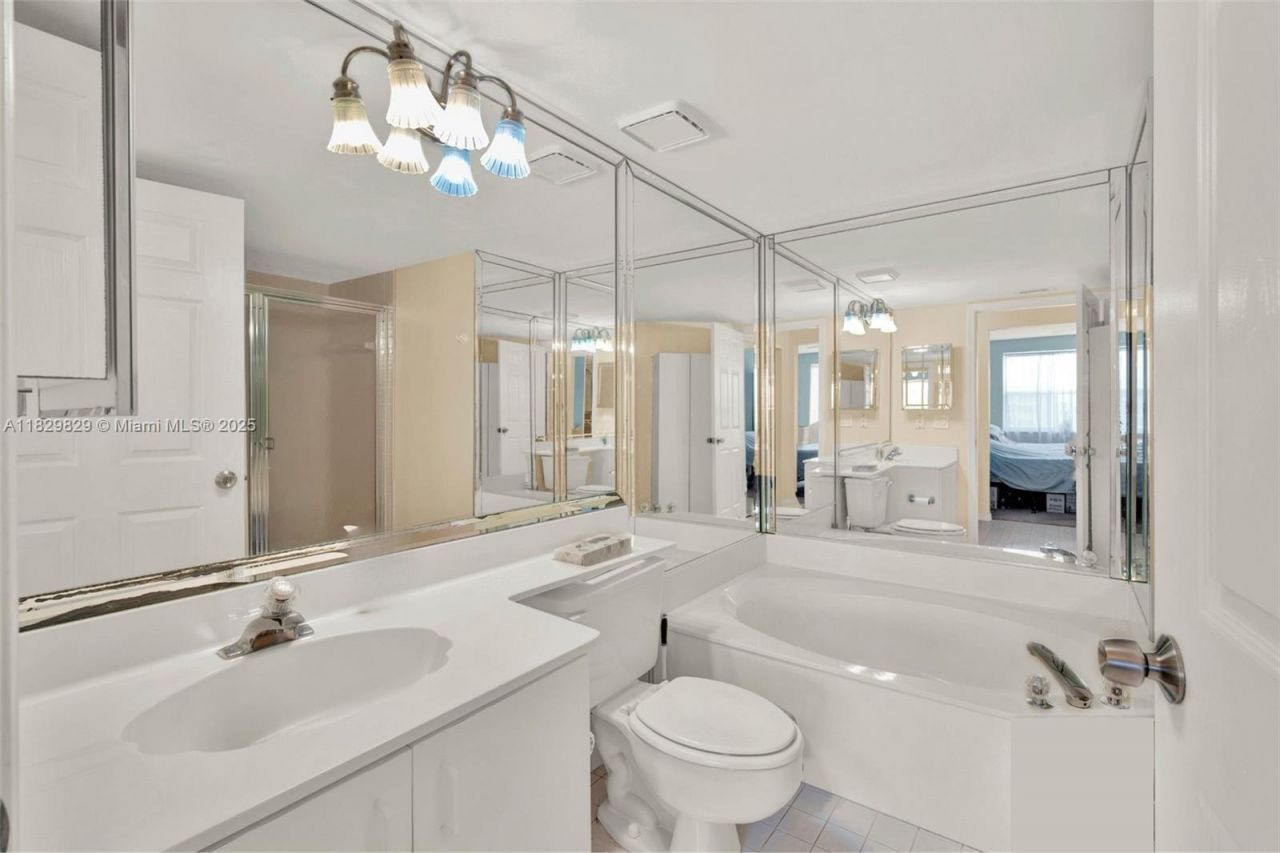 10217 NW 24th Pl, Unit 310, Sunrise, FL 33322 Photo