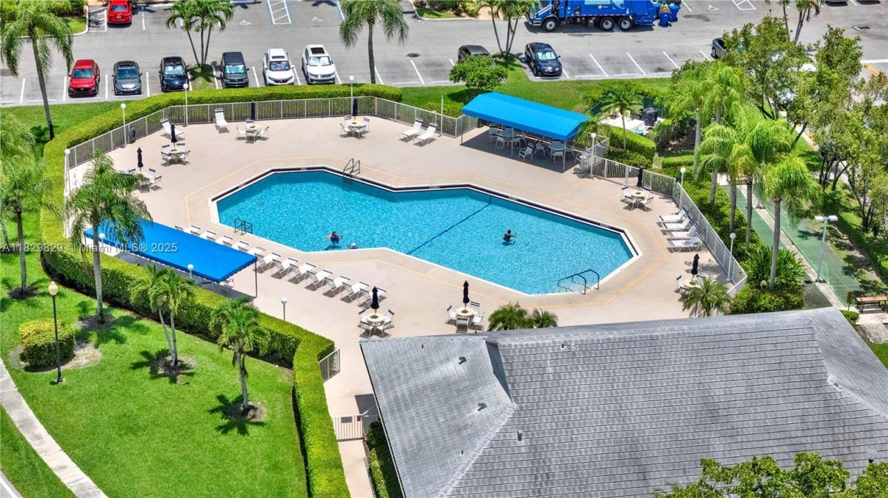 10217 NW 24th Pl, Unit 310, Sunrise, FL 33322 Photo